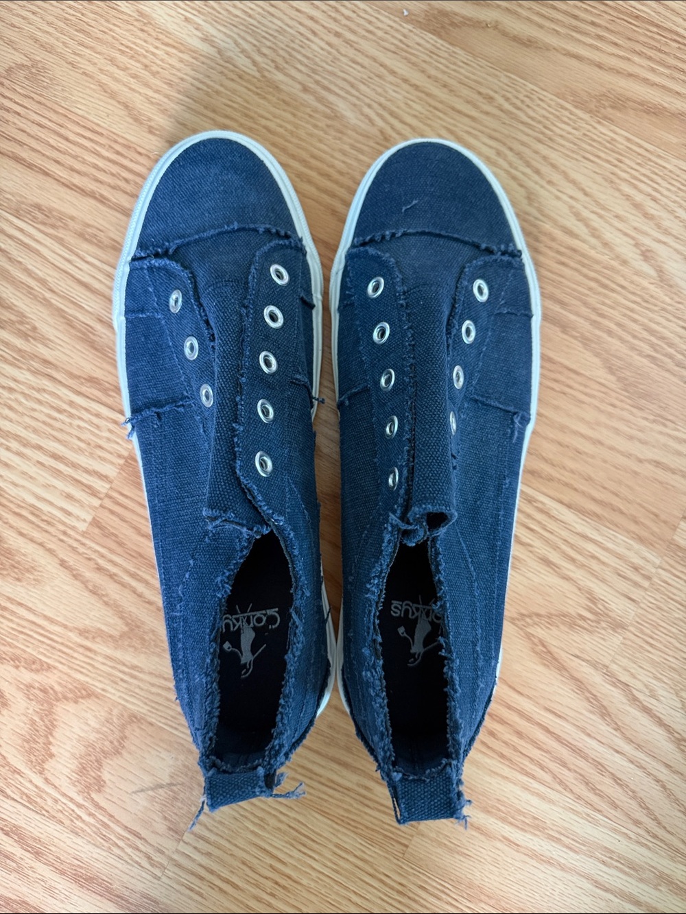Canvas Slip-On Sneakers for Women - Navy